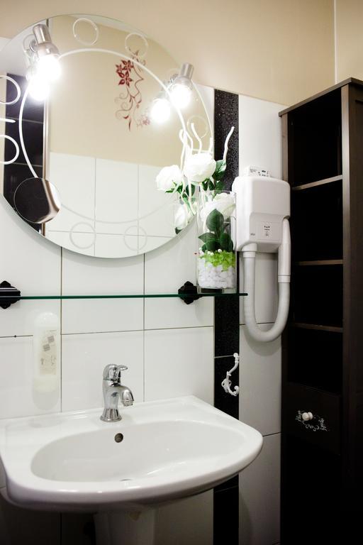 Hotel Abat Jour Nantes Habitación foto
